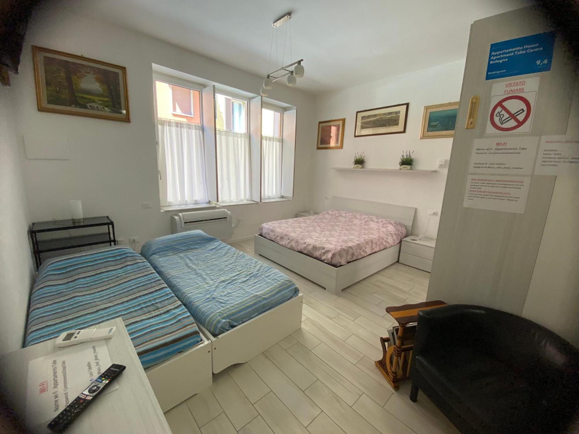 Appartamento House Apartment Tabe Centro Bologna Kültér fotó